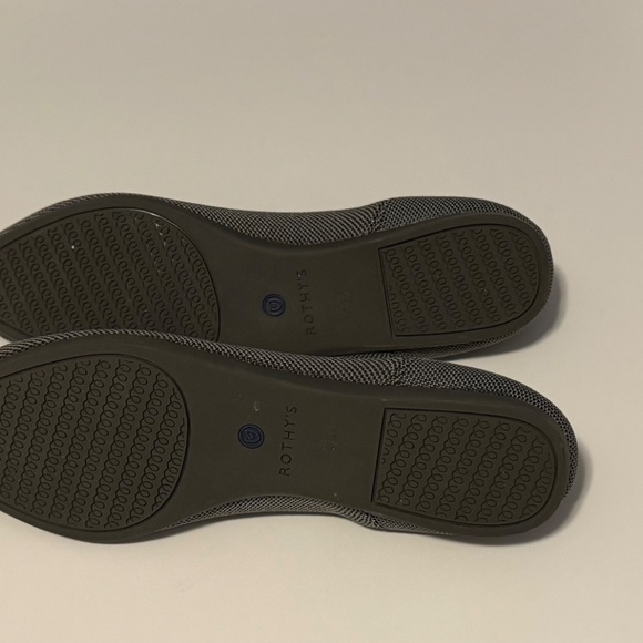 Rothys flats- The Point - Picture 3 of 4